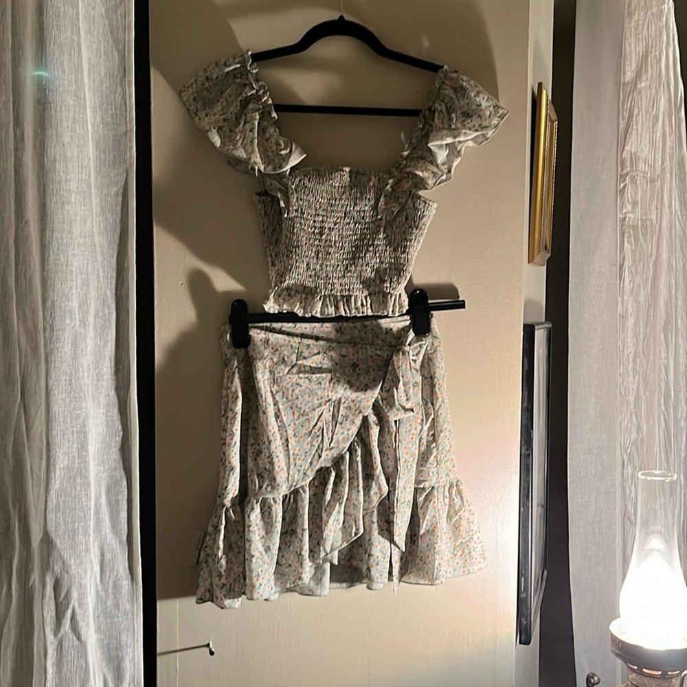 Two piece mini skirt set